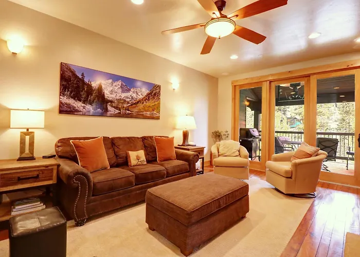 39c Union Creek Townhomes West Apartment
