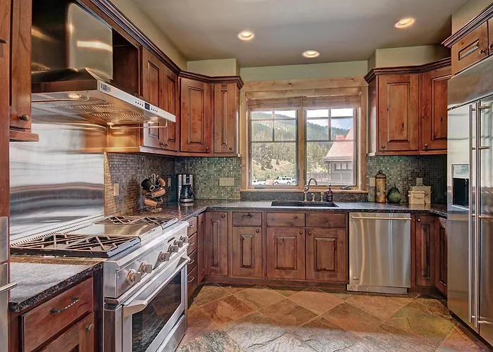 39c Union Creek Townhomes West Apartment